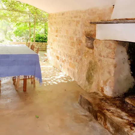 Trullo Degli Immaculati 200s تْشيستيرنِنو